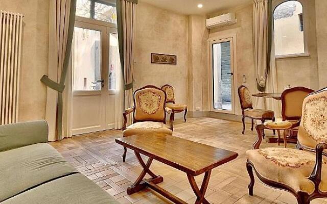 Palazzo Mantua Benavides Suites and Apartments