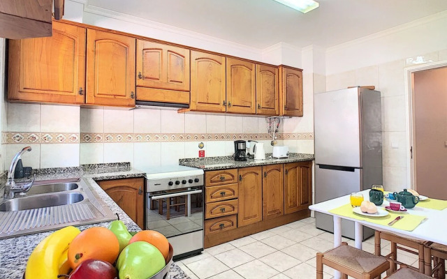 Sea N' Sun Apartment