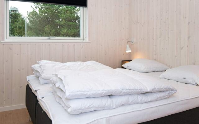 10 Person Holiday Home in Romo