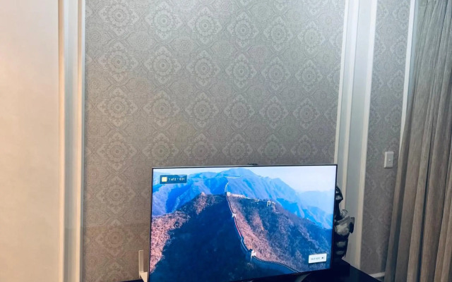 The Henlee Apartment on Ventura