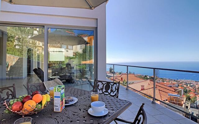 Villa Moniz by MHM