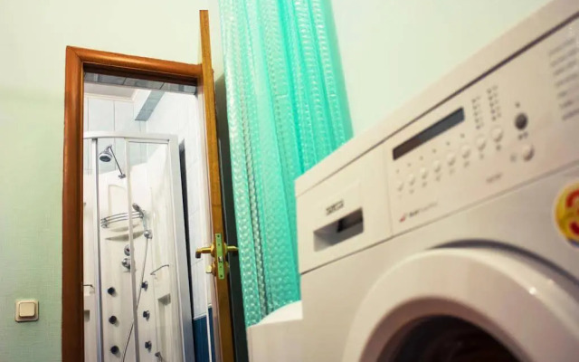 Apartments on Italianskaya 11