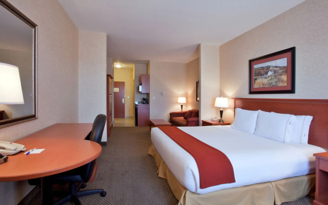 Holiday Inn Express Hotel & Suites Airdrie-Calgary North by IHG