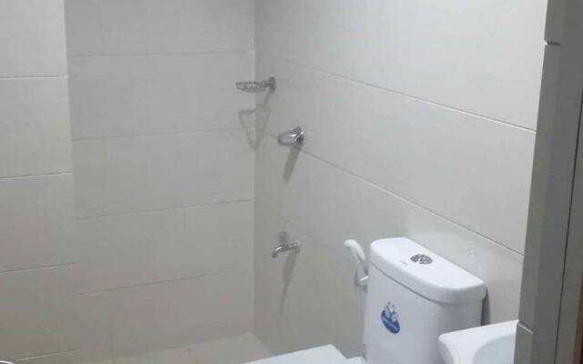 Meaco Royal Hotel - Tabaco