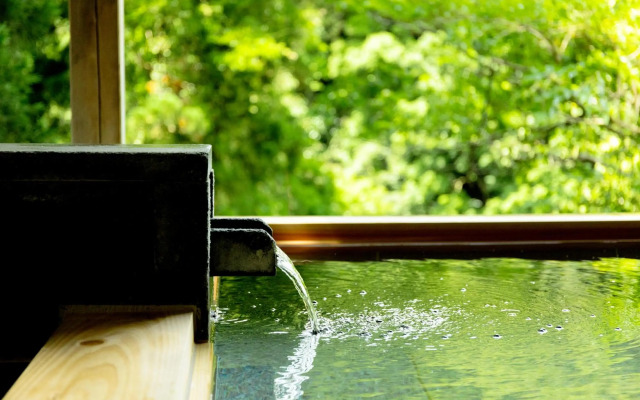 Yamanaka Onsen Ohanami Kyubei