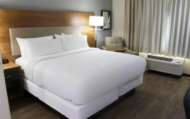 Candlewood Suites Southfield - Detroit by IHG