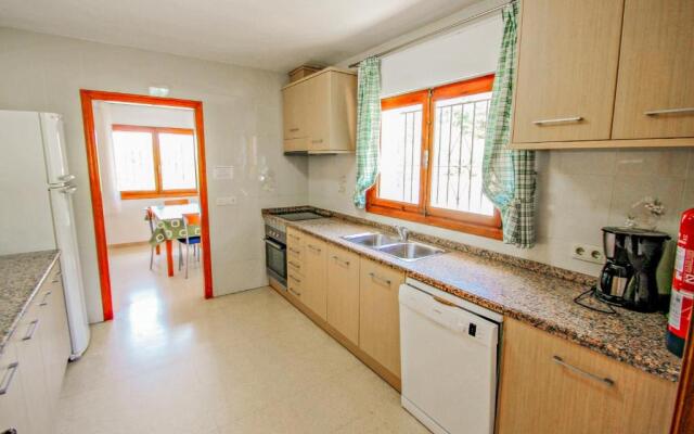 Laura-28A - traditionally furnished detached villa with peaceful surroundings in Calpe