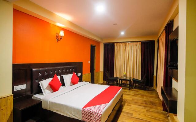 OYO Flagship 27062 Hotel Green View