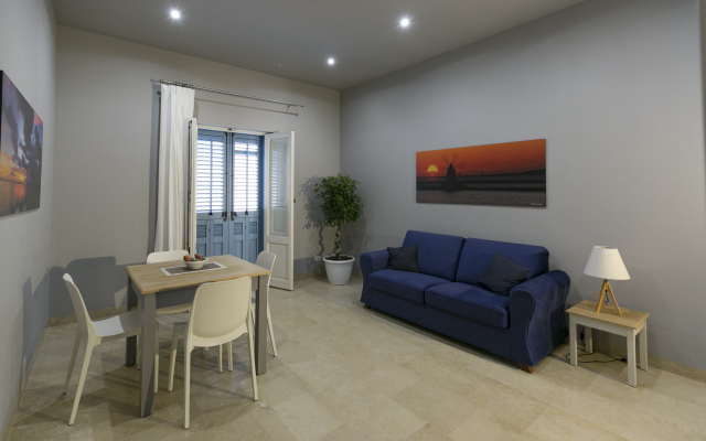 ZIBIBBO SUITES & ROOMS - Aparthotel in Centro Storico a Trapani