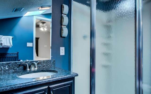 Seacove 7E 2 Bedroom Condo