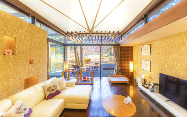 Forest Village – Guest Rooms – Fujikawaguchiko