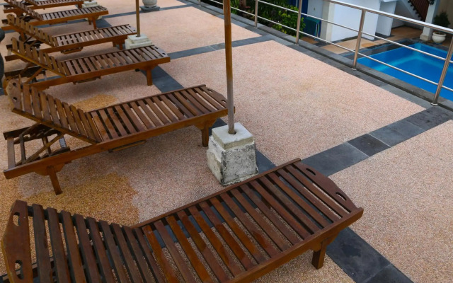 Aquarius Beach Hotel