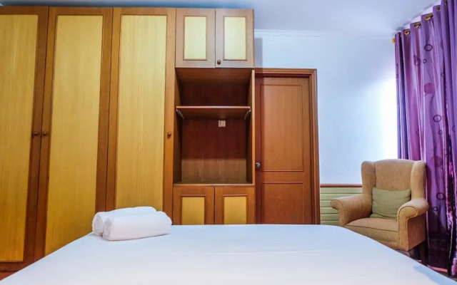 Affordable 2BR Mitra Sunter Apartment near MOI