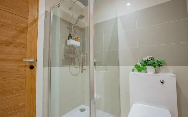 Host Stay Hilltop House