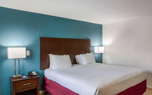 Rodeway Inn
