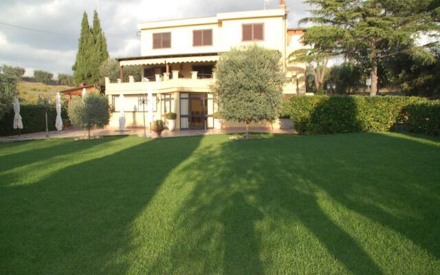 Bed and Breakfast La Corte degli Ulivi