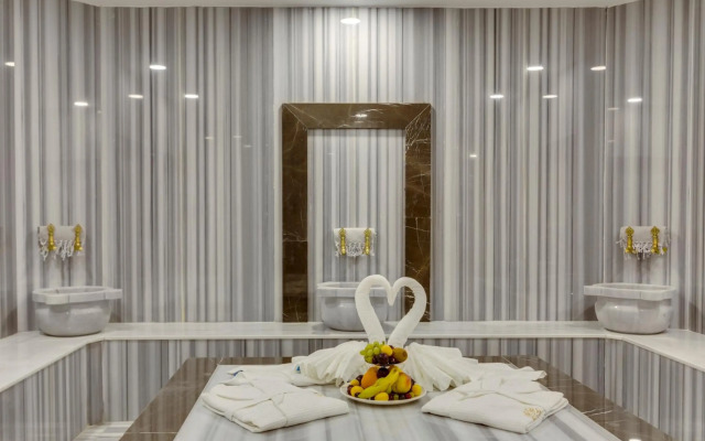 Signature Blue Resort Kuşadası