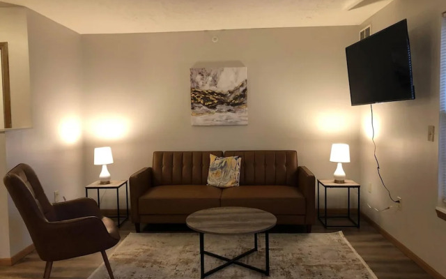 2 Bedroom Apartment Next To Rivian