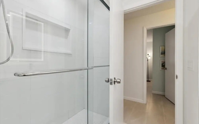 307 Brightwaters Dr