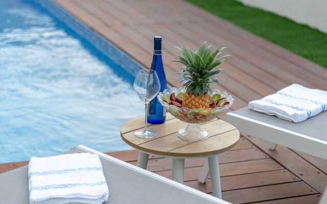 Dov Garden apartment with private pool