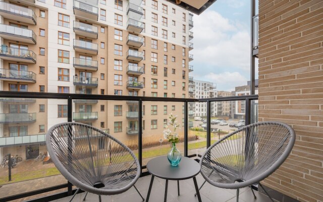 Zajezdnia Wrzeszcz Apartment by Renters