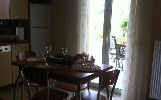 Menegata Garden Home