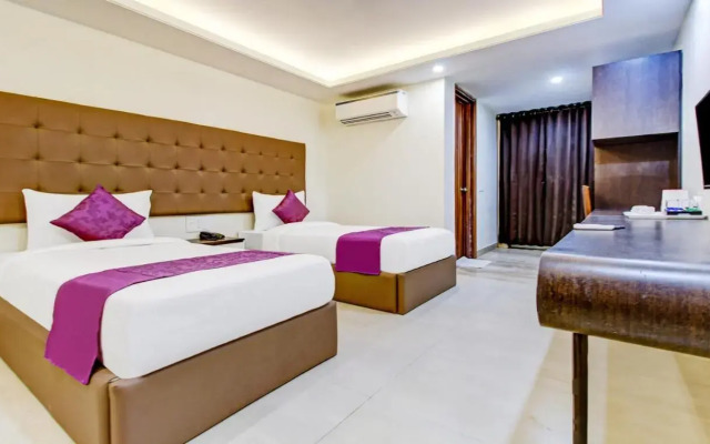 Hotel Mavens Orange Gurgaon