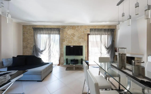 #Luxlikehome - Siviri J&B House