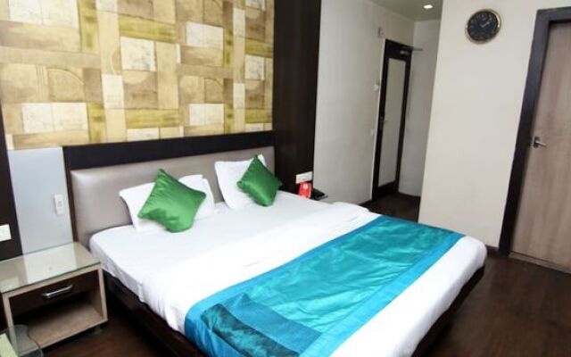 OYO 9095 Hotel Kanishka