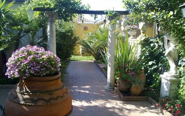 SantAntonio Garden Hotel