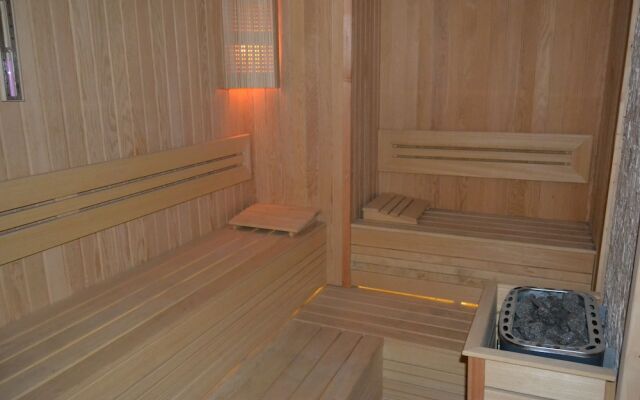 Zen Suit Otel