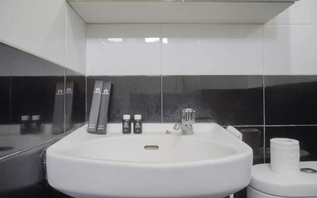 Cozy And Tidy 1Br At Kebagusan City Apartment