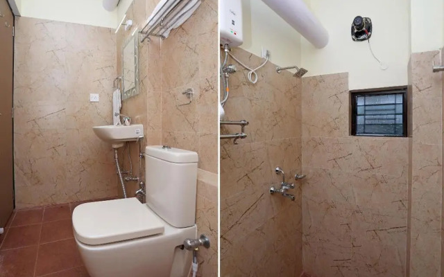 Hotel Arya International