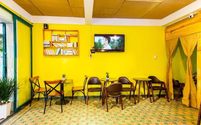 OYO 592 An Nhiên Hotel & cafe