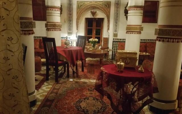 Maison Mnabha