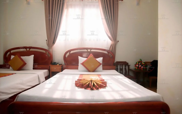 Golden Tulip Hotel