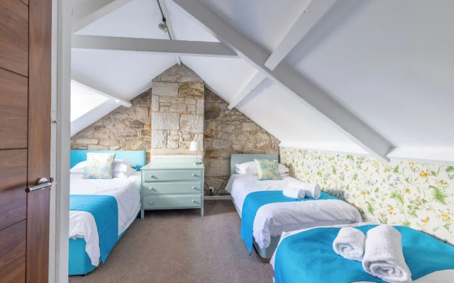 Village House - North East Escapes