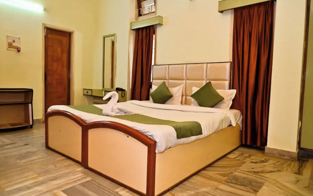 Holiday Inn Guest House