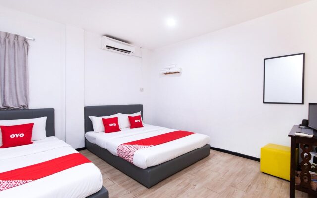 OYO 89398 Doorbellz