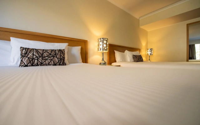 Best Western Plus Hovell Tree Inn