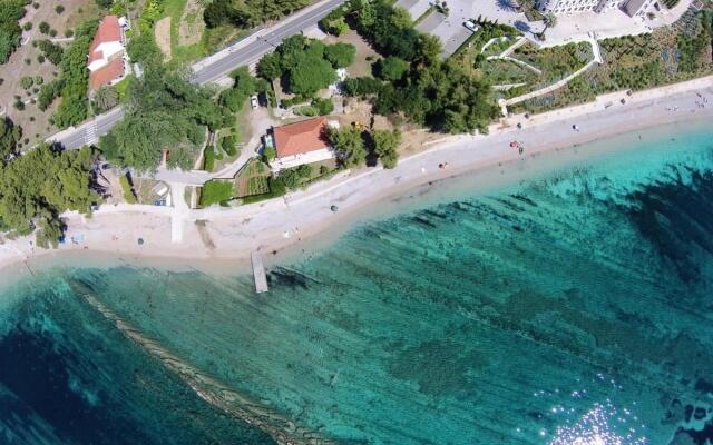 Tonka - 150m from the sea & parking - A2 B(4+1)