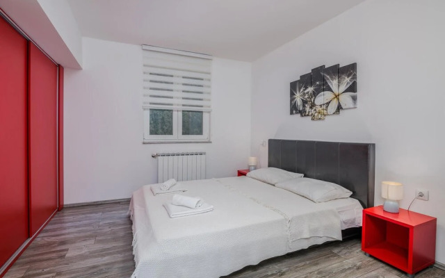 Nice Apartment in Vrbnik With 1 Bedrooms and Wifi