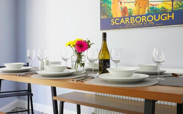 Beautifully furnished 4-bed townhouse on South Cliff