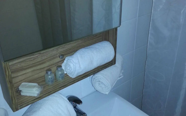 New Arapey Hotel