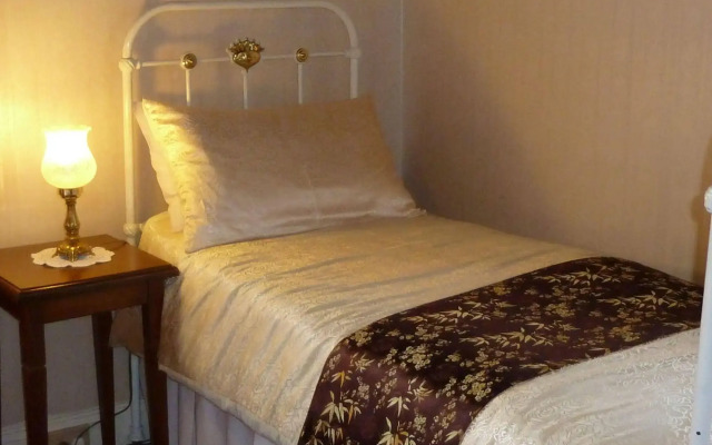 Ambleside On The Lake