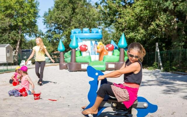MH Camping 4* face Royan