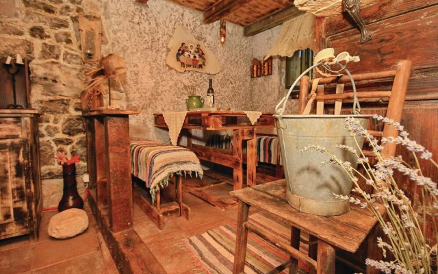 Amazing Home in Crkvice With 1 Bedrooms