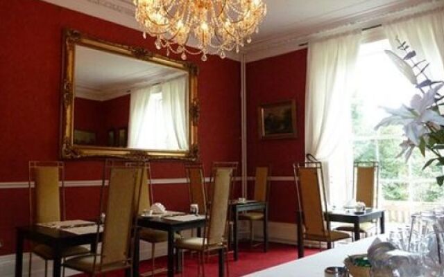Hedgefield House Hotel