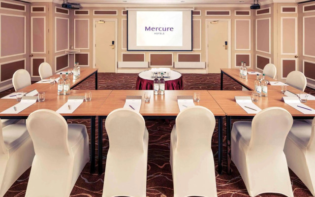 Mercure Livingston Hotel