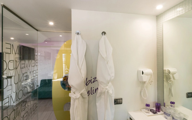 The Purple by Ibiza Feeling